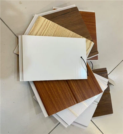 Qual è il sistema di bloccaggio dei pavimenti in SPC?